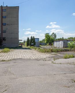 W miejscu po bazie KZGM przy al. Korfantego 179a powstanie miejskie osiedle (1)_fot. Sławomir Rybok
