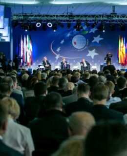 Zdjęcie z XXXI Forum Ekonomiczne w Karpaczu fot. mat. organizatora